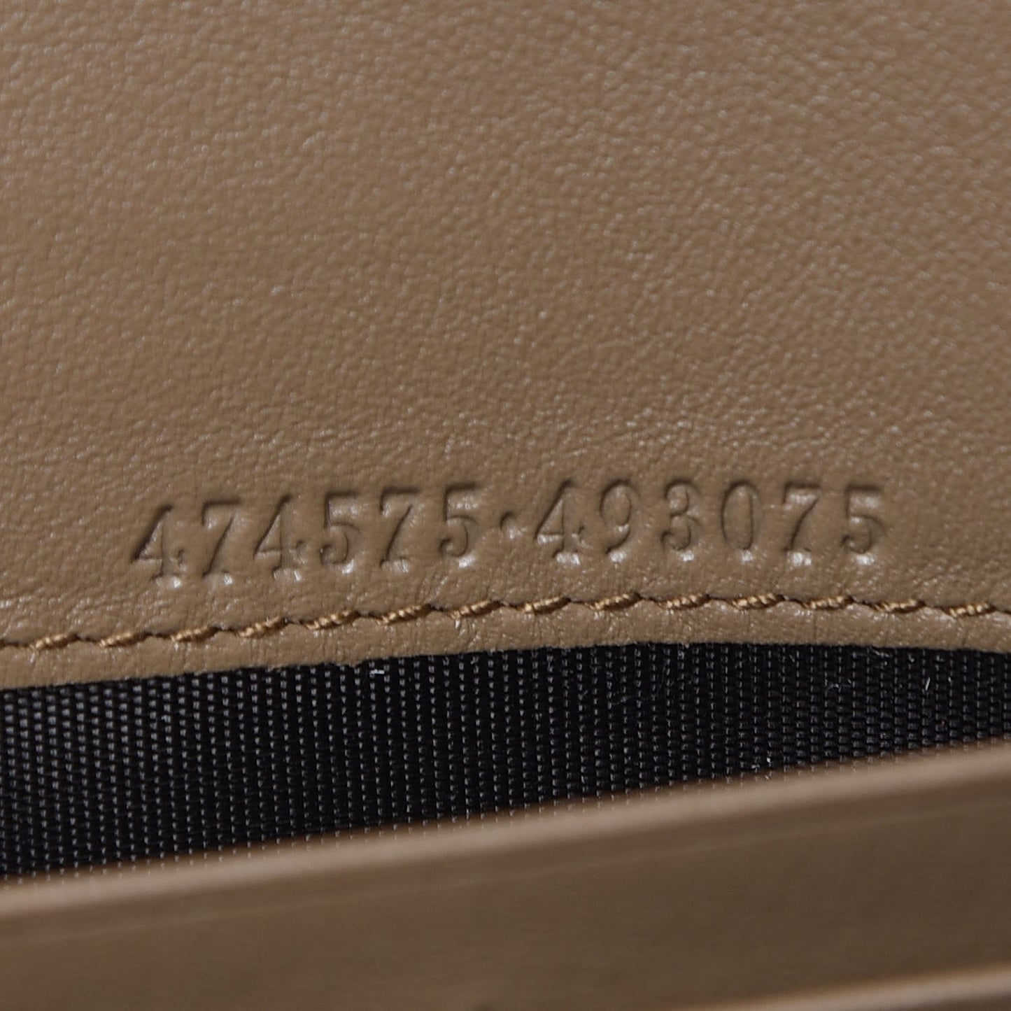 Velvet Matelasse GG Marmont Chain Wallet Taupe