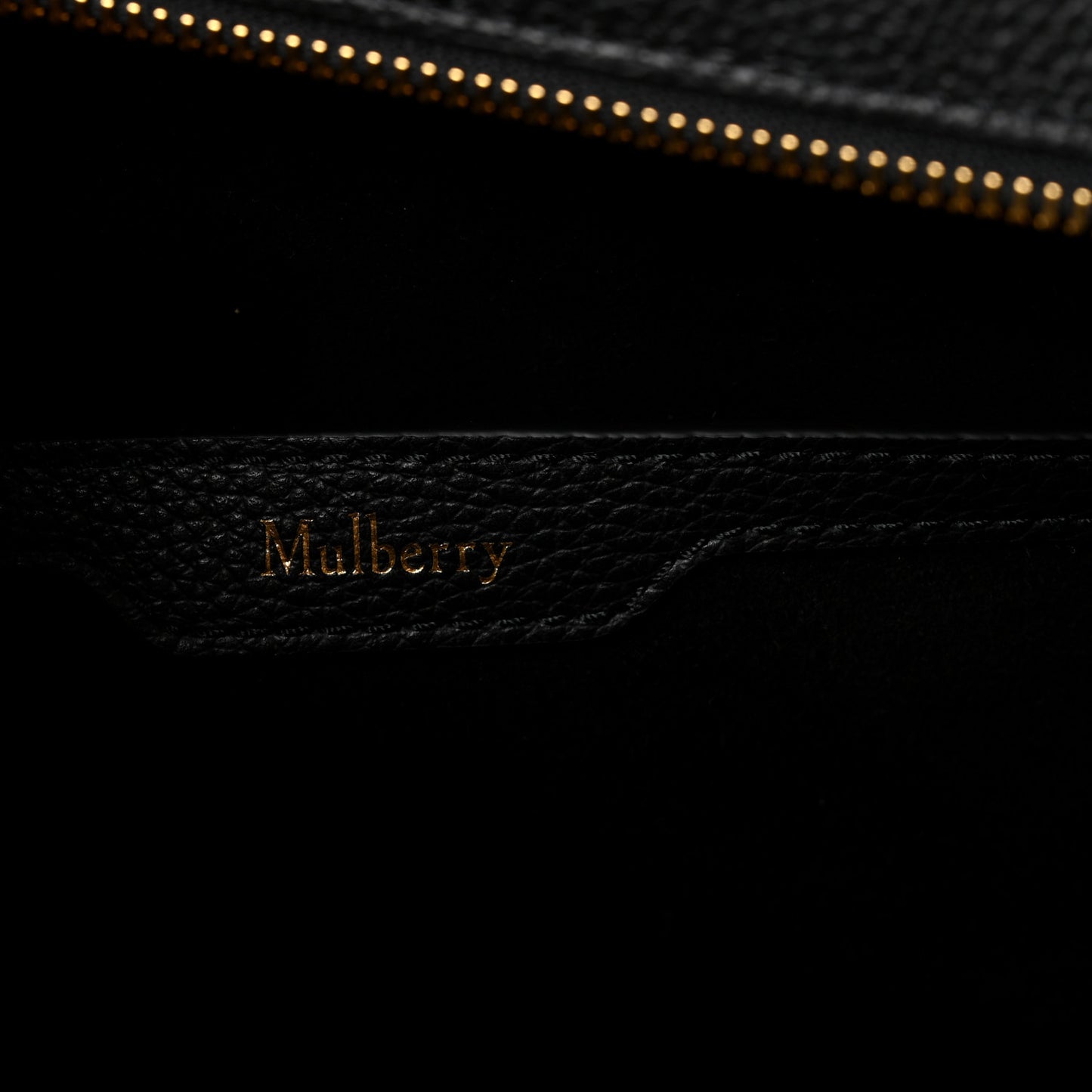 Classic Grain Small Bayswater Zip Tote Black
