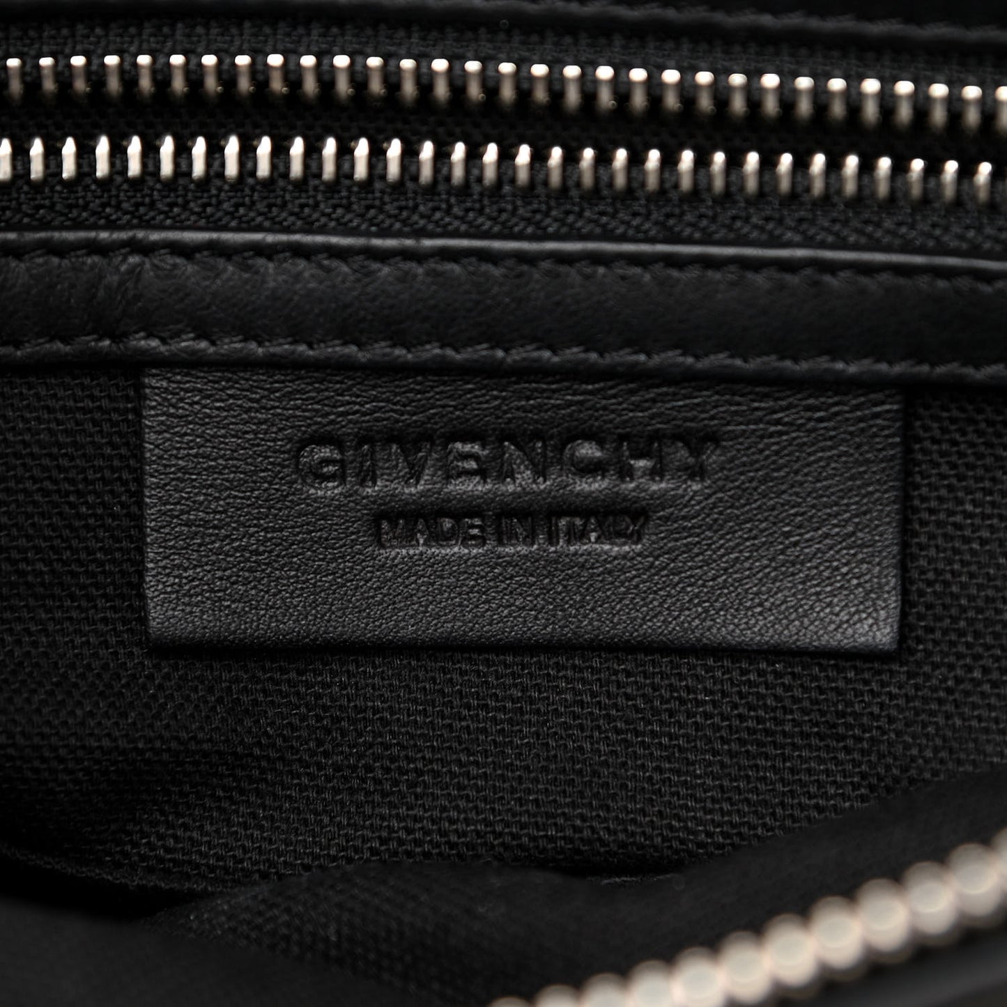Calfskin Canvas Medium Pandora Black