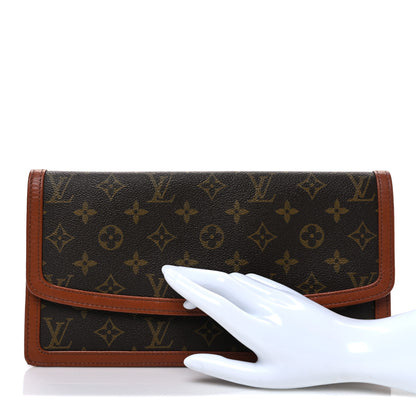 Louis Vuitton Monogram Pochette Dame 29 2 of 9