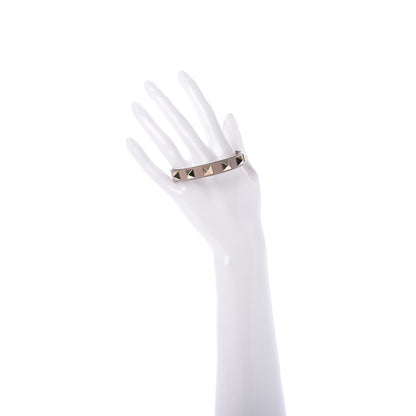 Valentino Garavani Vitello Rockstud Bracelet Poudre 2 of 5