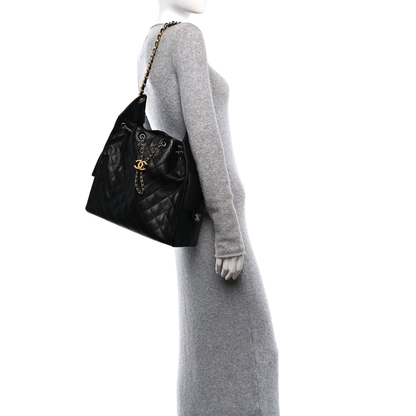 Caviar Quilted Medium Chanel 25 Handbag Black