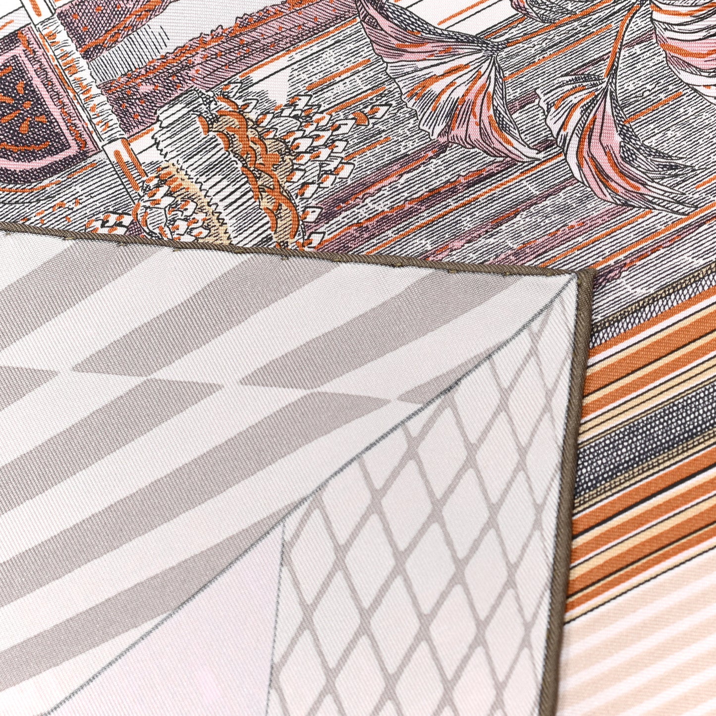 Silk Grand Theatre Nouveau Scarf 90 Rose Pale Etoupe