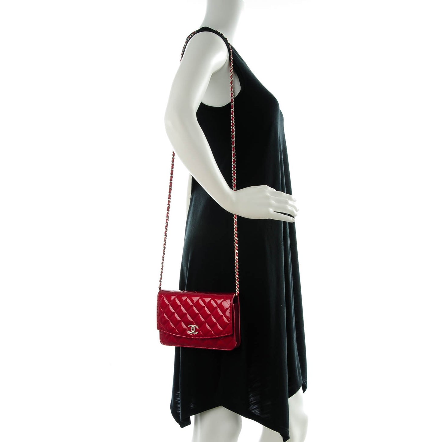 Patent Quilted Brilliant Wallet On Chain WOC Red