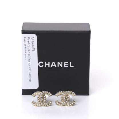 Chanel Pearl Queen of France CC Earrings Gold 5 of 5