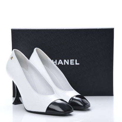 Chanel Crocodile Embossed Calfskin Cap Toe CC Pumps 39.5 Black White 9 of 10