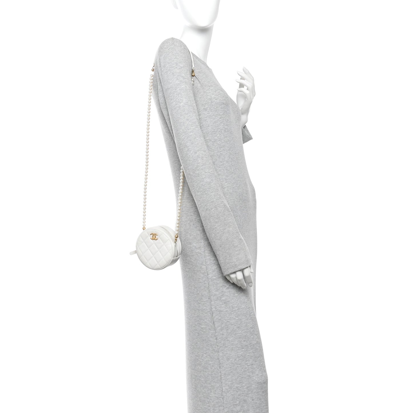 Calfskin Quilted Pearl Round Clutch With Chain White