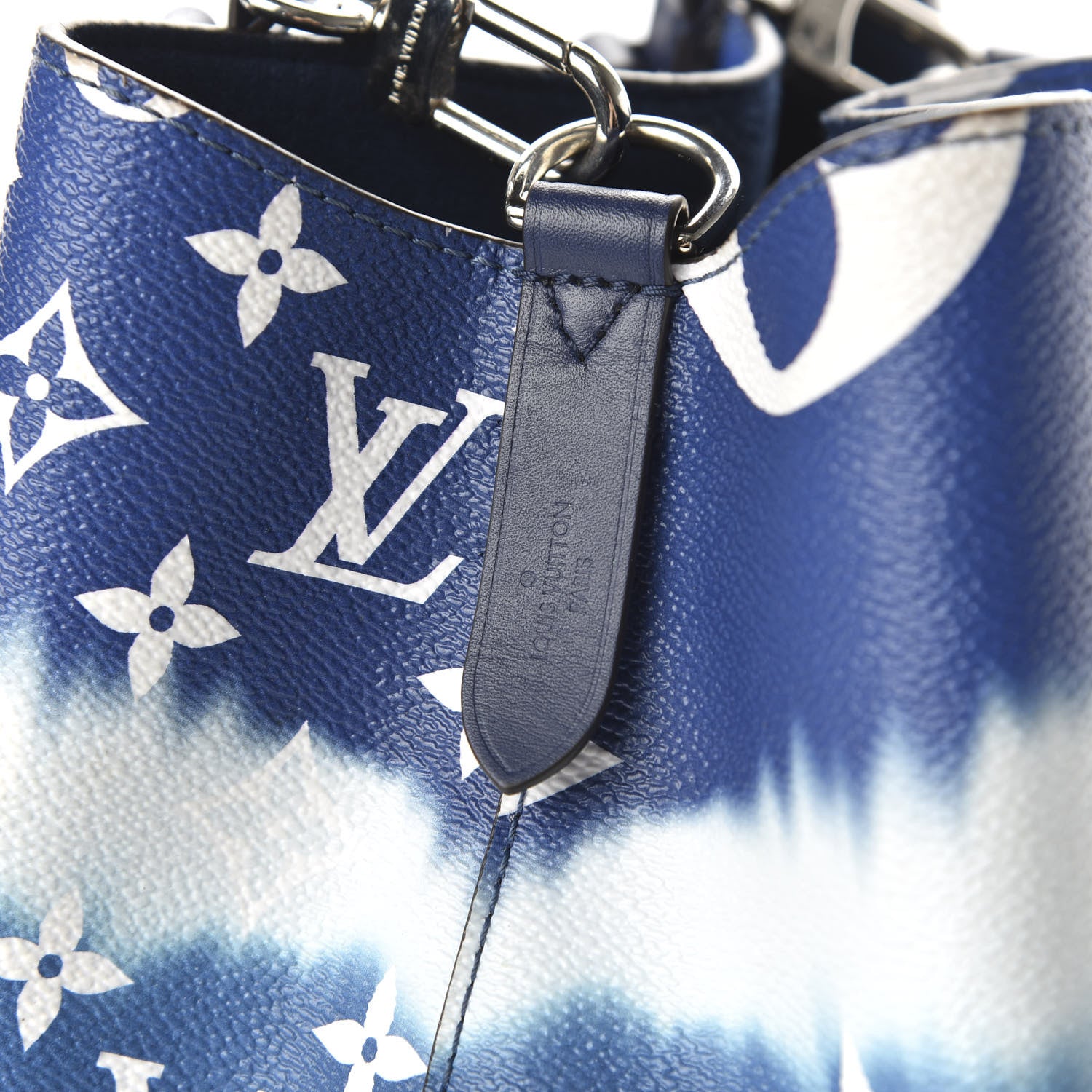 Louis Vuitton Monogram Escale Neonoe MM Blue 8 of 10