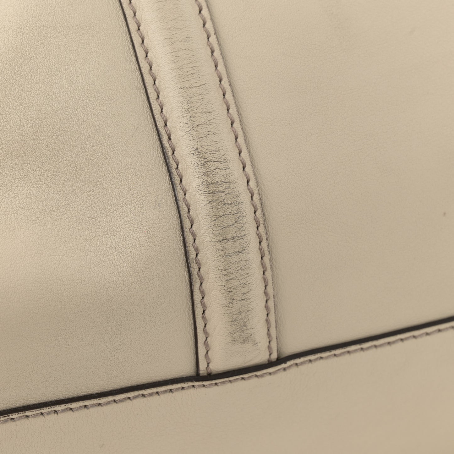 Calfskin Medium Britt Boston Ivory