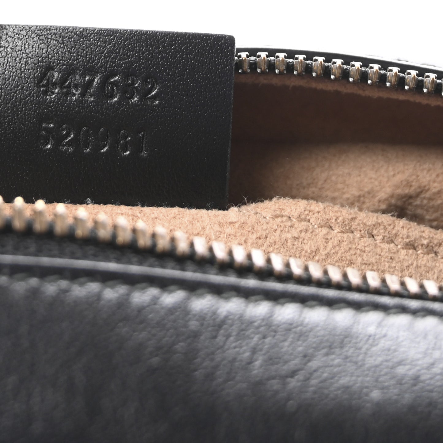 Calfskin Matelasse Small GG Marmont Chain Shoulder Bag Black
