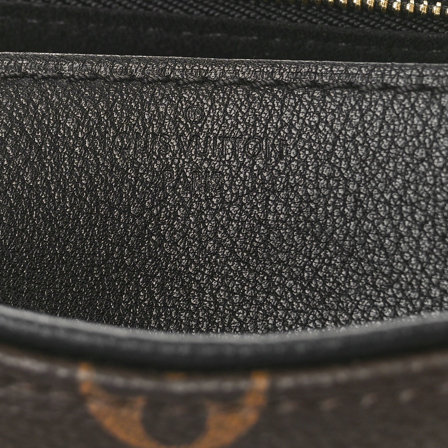 Monogram Pallas Chain Black