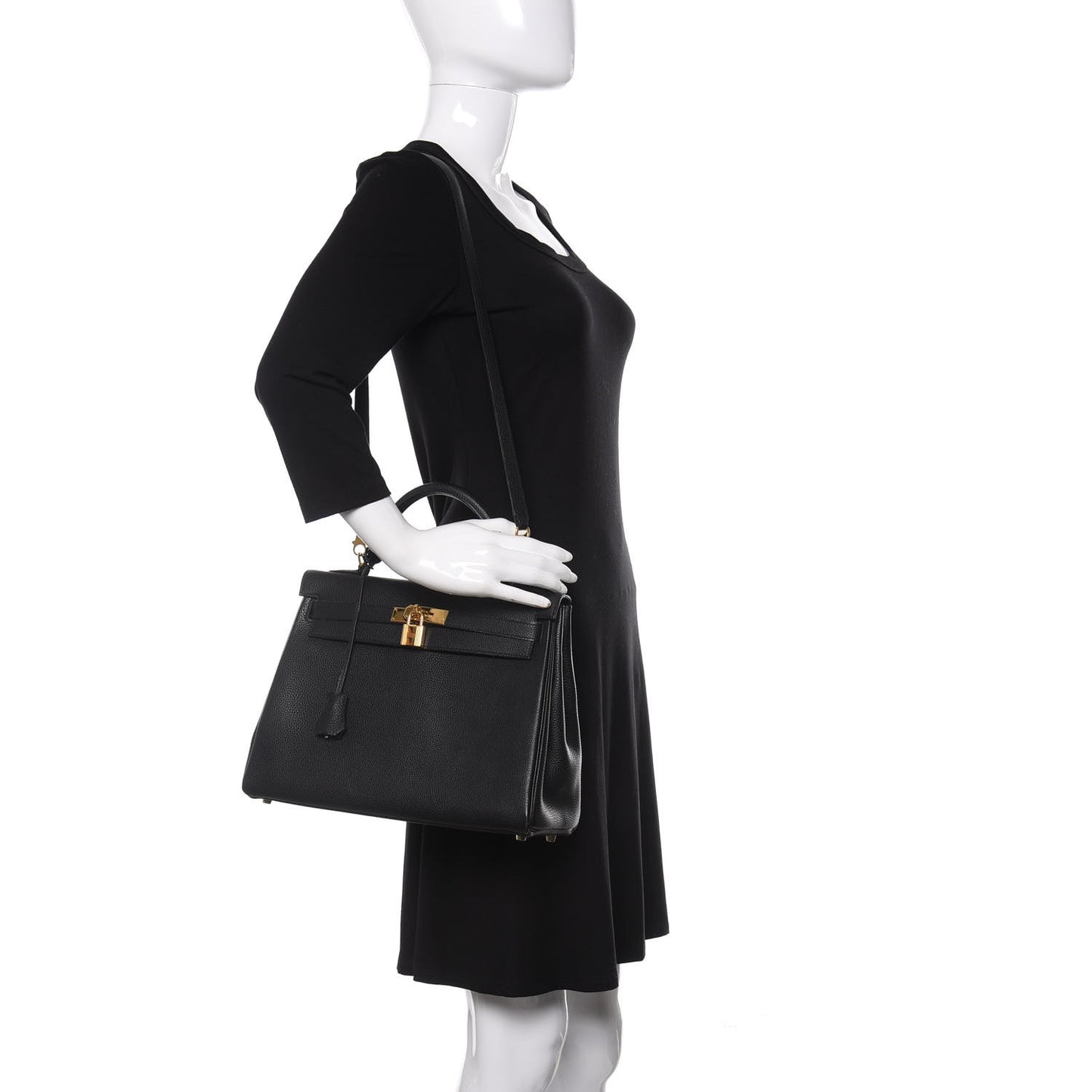 Togo Kelly Retourne 32 Black