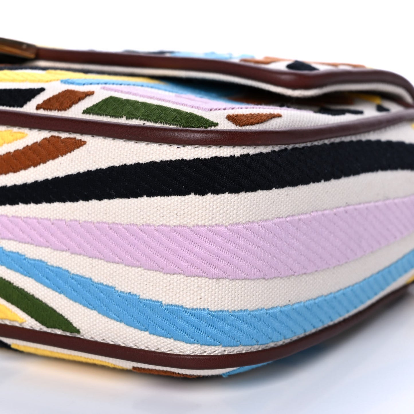 X SARA COLEMAN Canvas Vitello King Seta FF Fish Eye Embroidered Baguette Grezzo Multicolor Ghianda