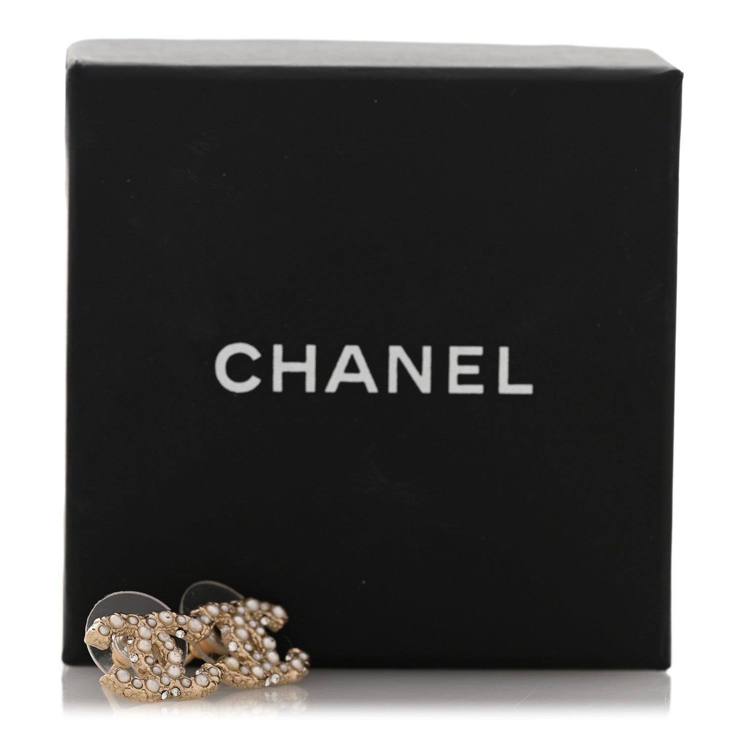 Chanel Pearl CC Earrings Gold 5 of 5