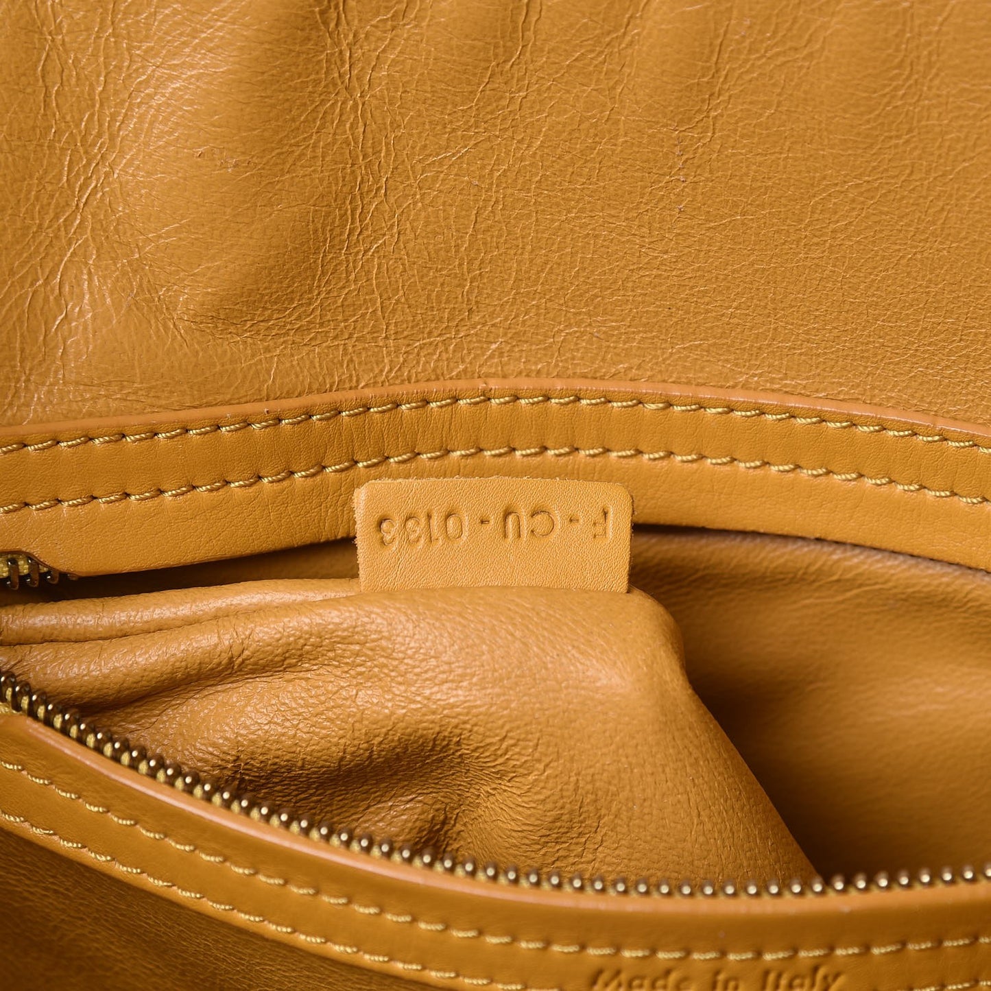 Suede Medium Phantom Luggage Amber