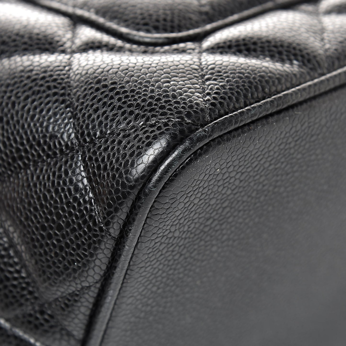 Caviar Quilted Medallion Tote Black