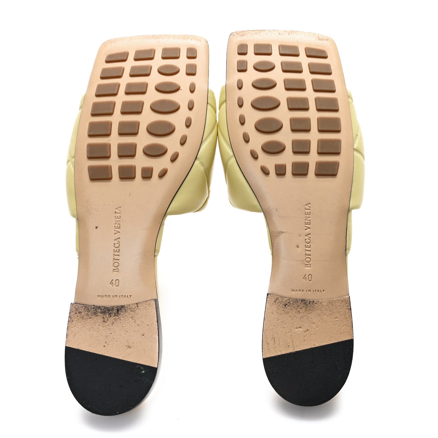 Nappa Quilted Rubber Lido Flat Sandals 40 Moon Beam
