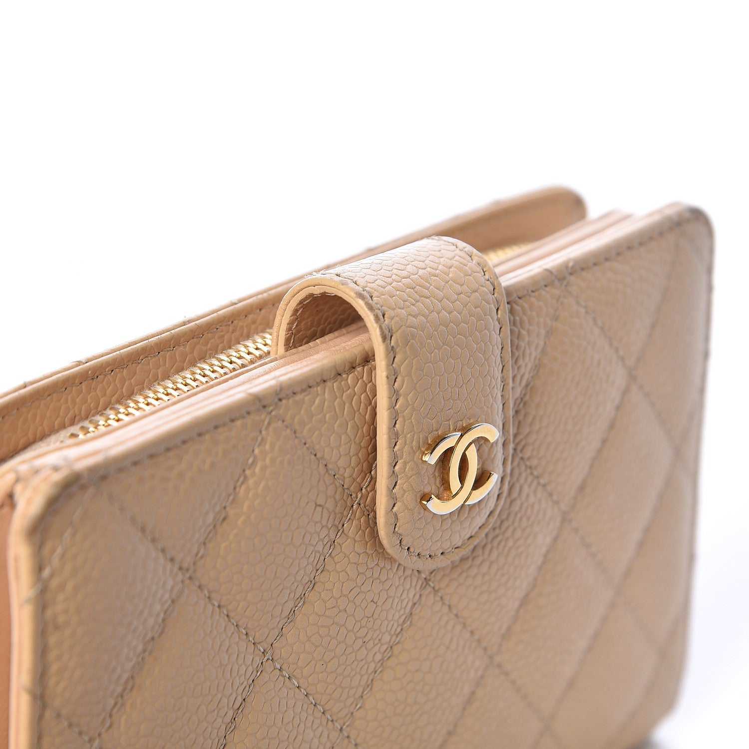 Chanel Caviar Quilted Zipped Pocket Wallet Beige 19 of 21