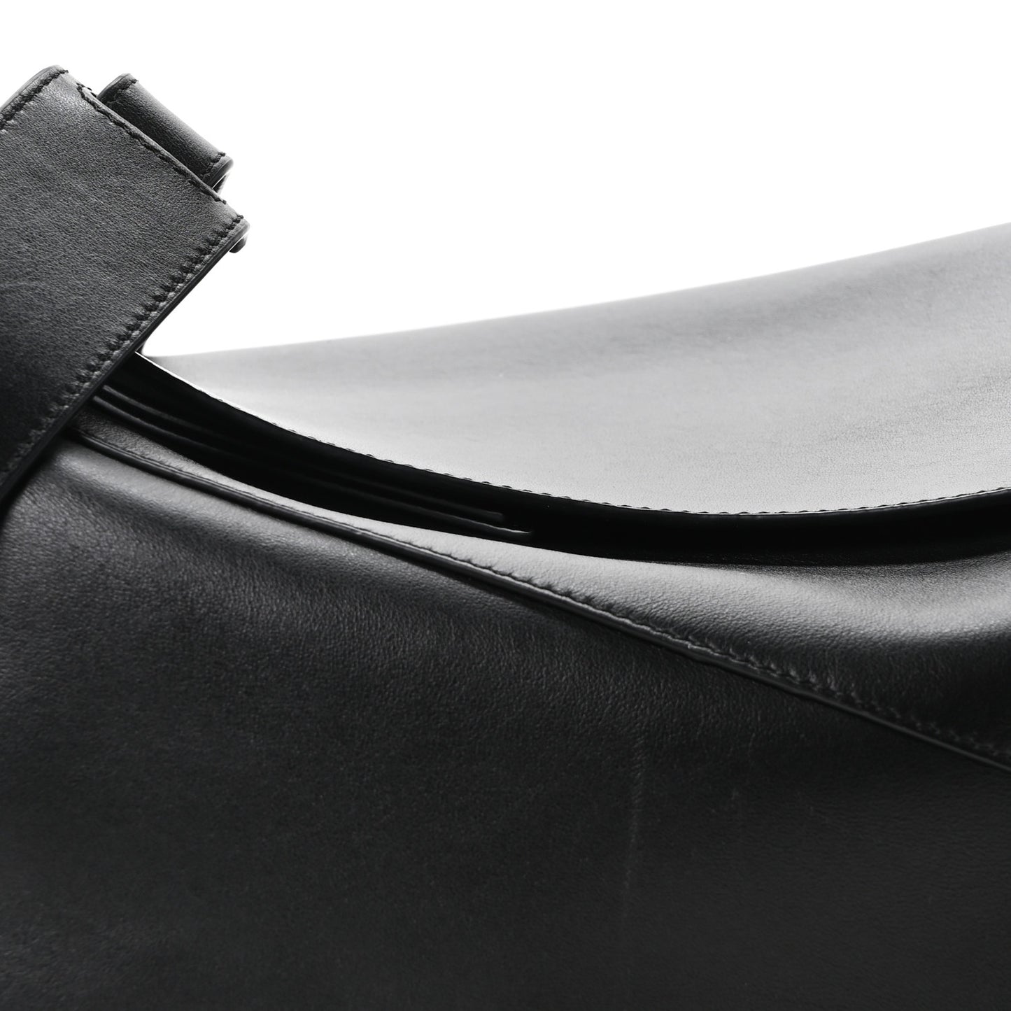 Calfskin Large Puzzle Edge Bag Black