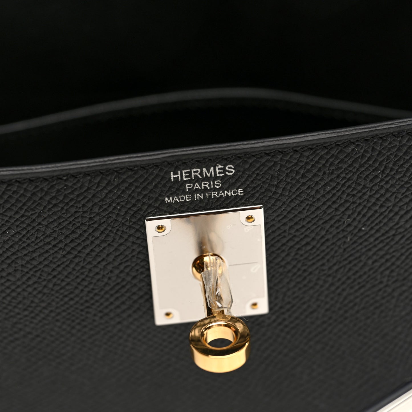 Epsom Kelly Elan Black