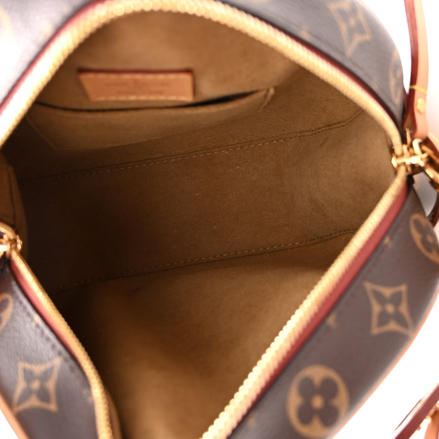 Monogram Boite Chapeau Souple MM