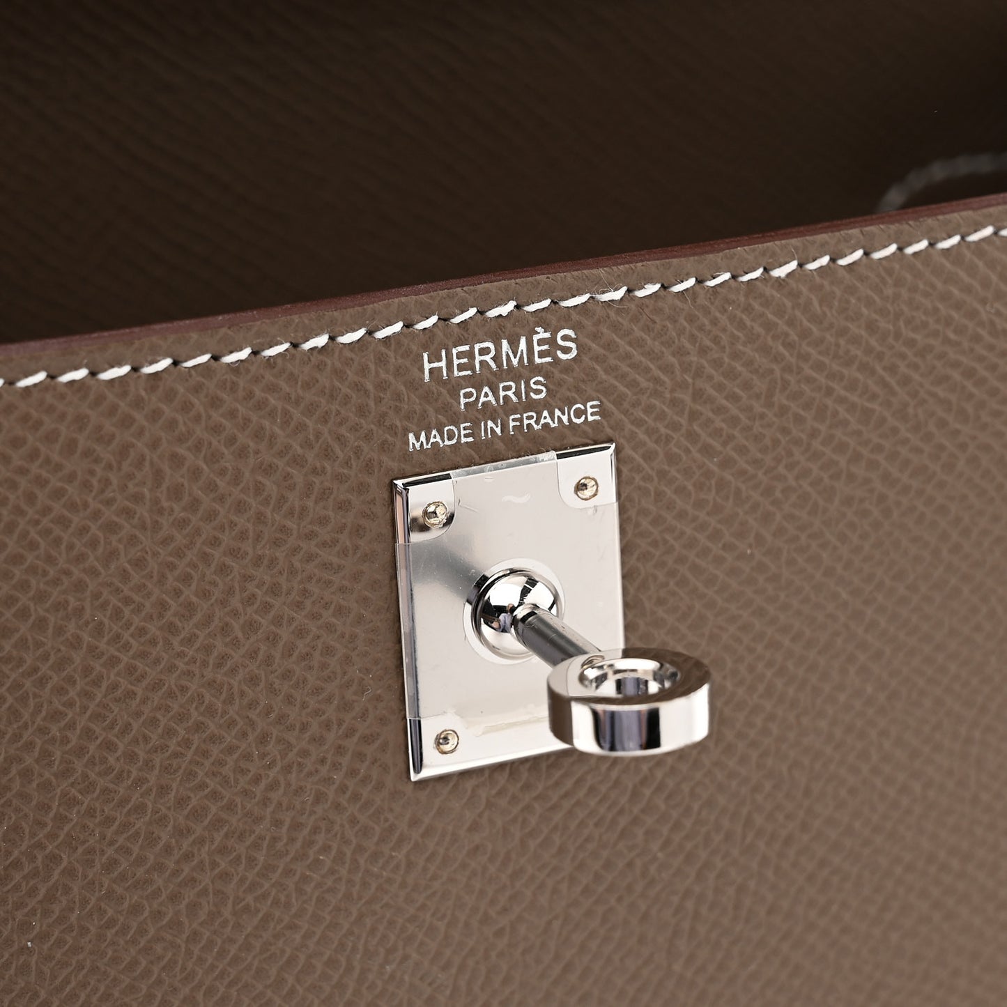 Epsom Kelly Sellier 25 Etoupe