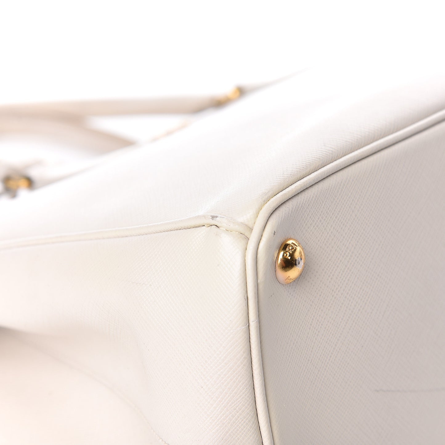 Saffiano Medium Galleria Double Zip Tote Talco
