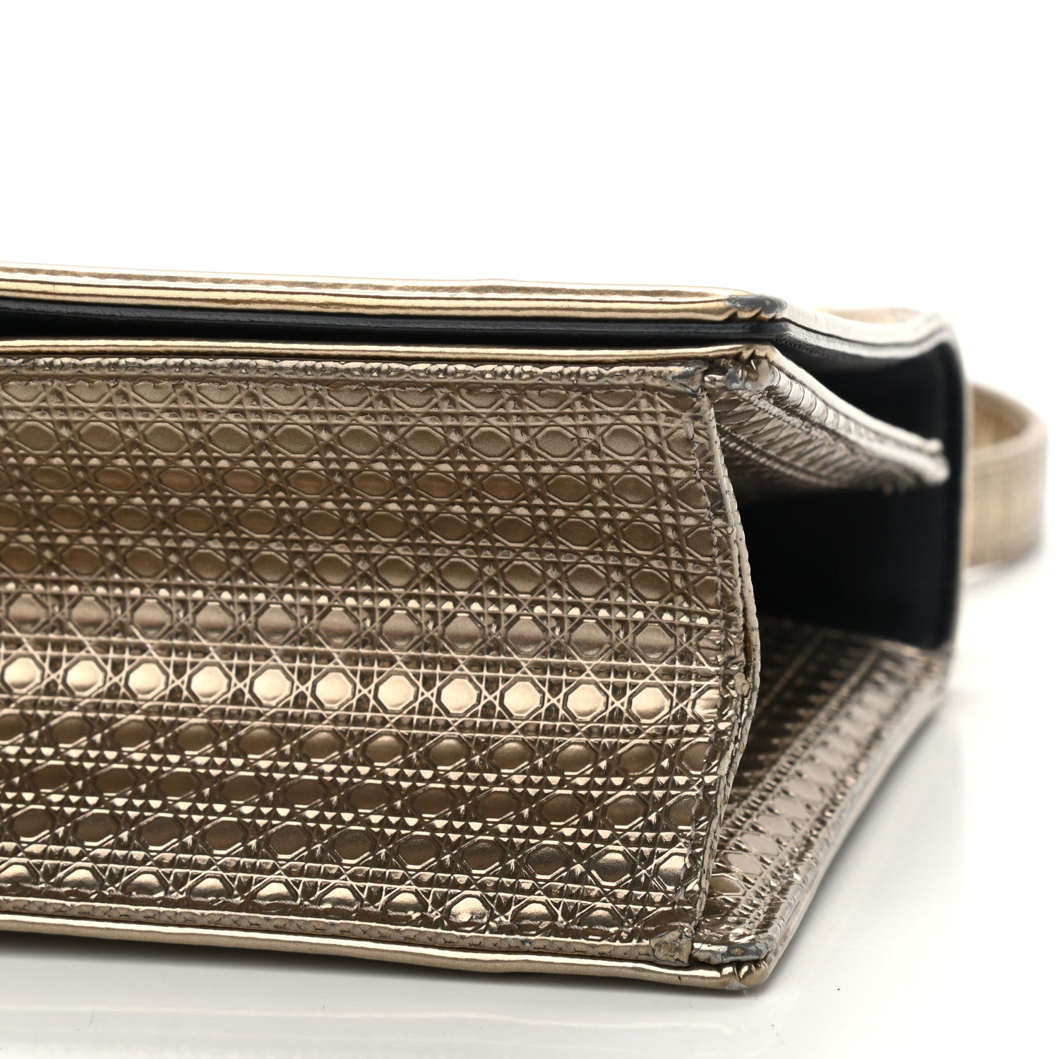 Christian Dior Metallic Patent Micro-Cannage Medium Diorama Flap Bag Gold 10 of 11