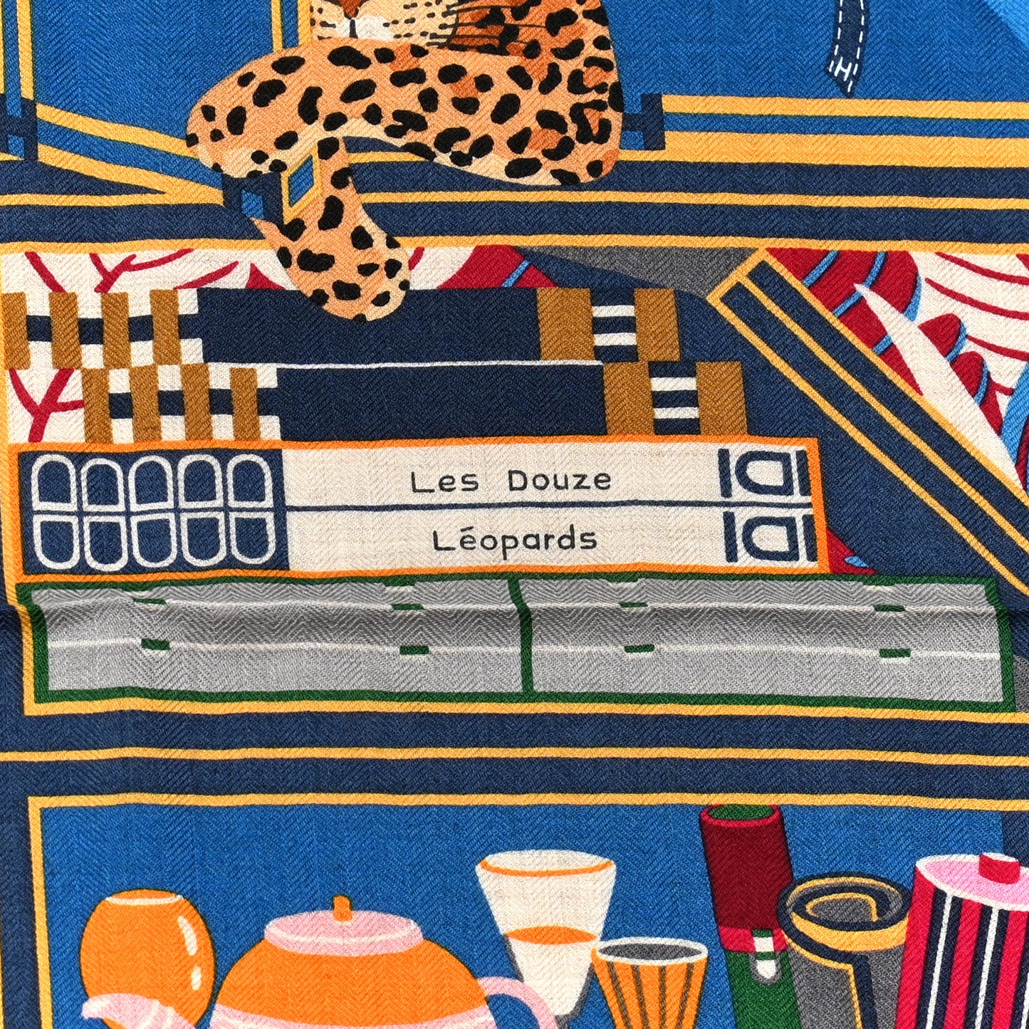 Cashmere Silk Les Douze Leopards Shawl 140 Naturel Bleu Canard