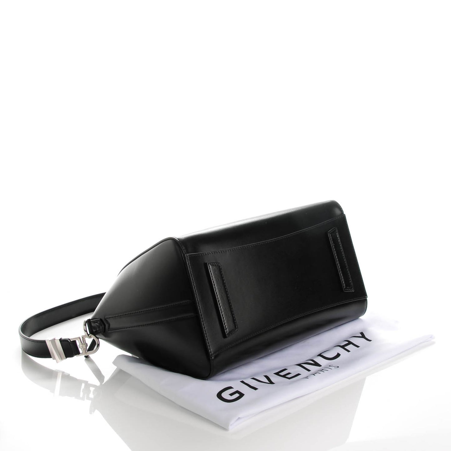 Shiny Lord Calfskin Medium Antigona Black