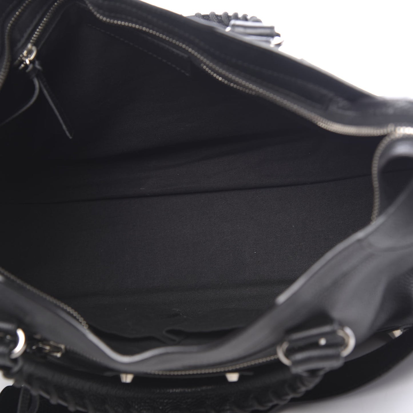 Vibrato Calfskin Classic Silver Hardware City Black