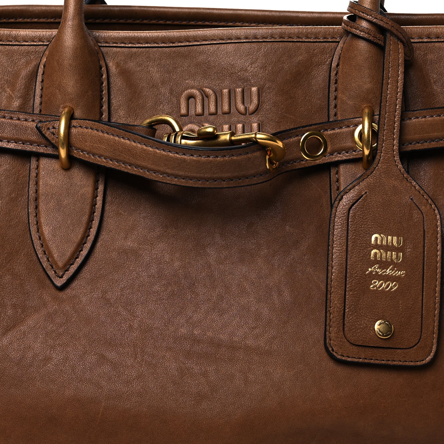 Miu Miu Nappa Medium Aventure Bag Rovere 7 of 9