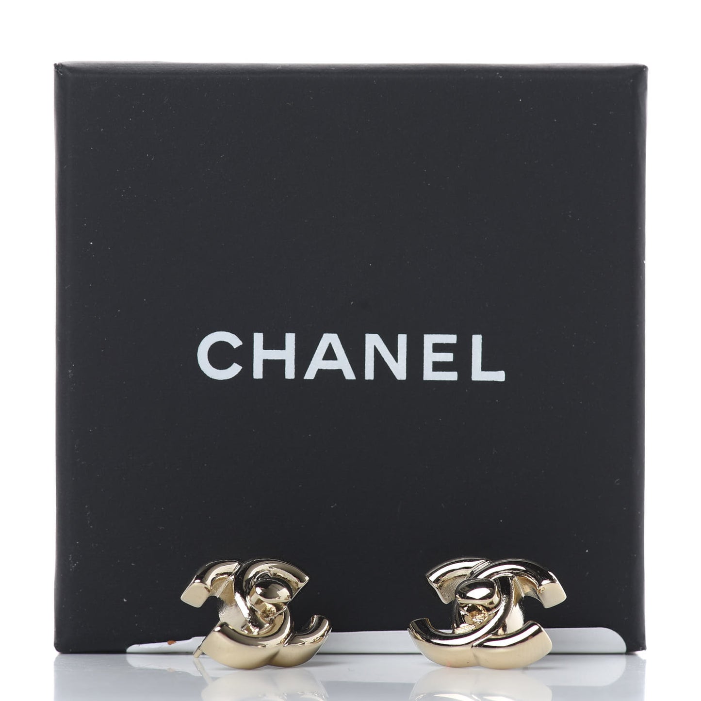 CC Turnlock Earrings Gold