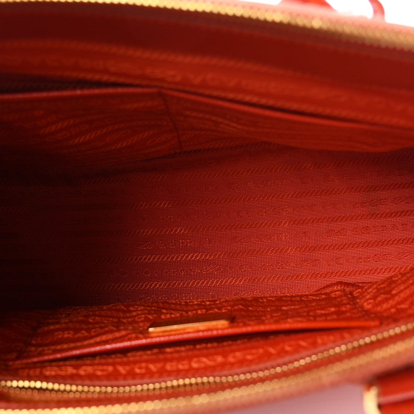 Saffiano Vernice Medium Galleria Double Zip Tote Arancio
