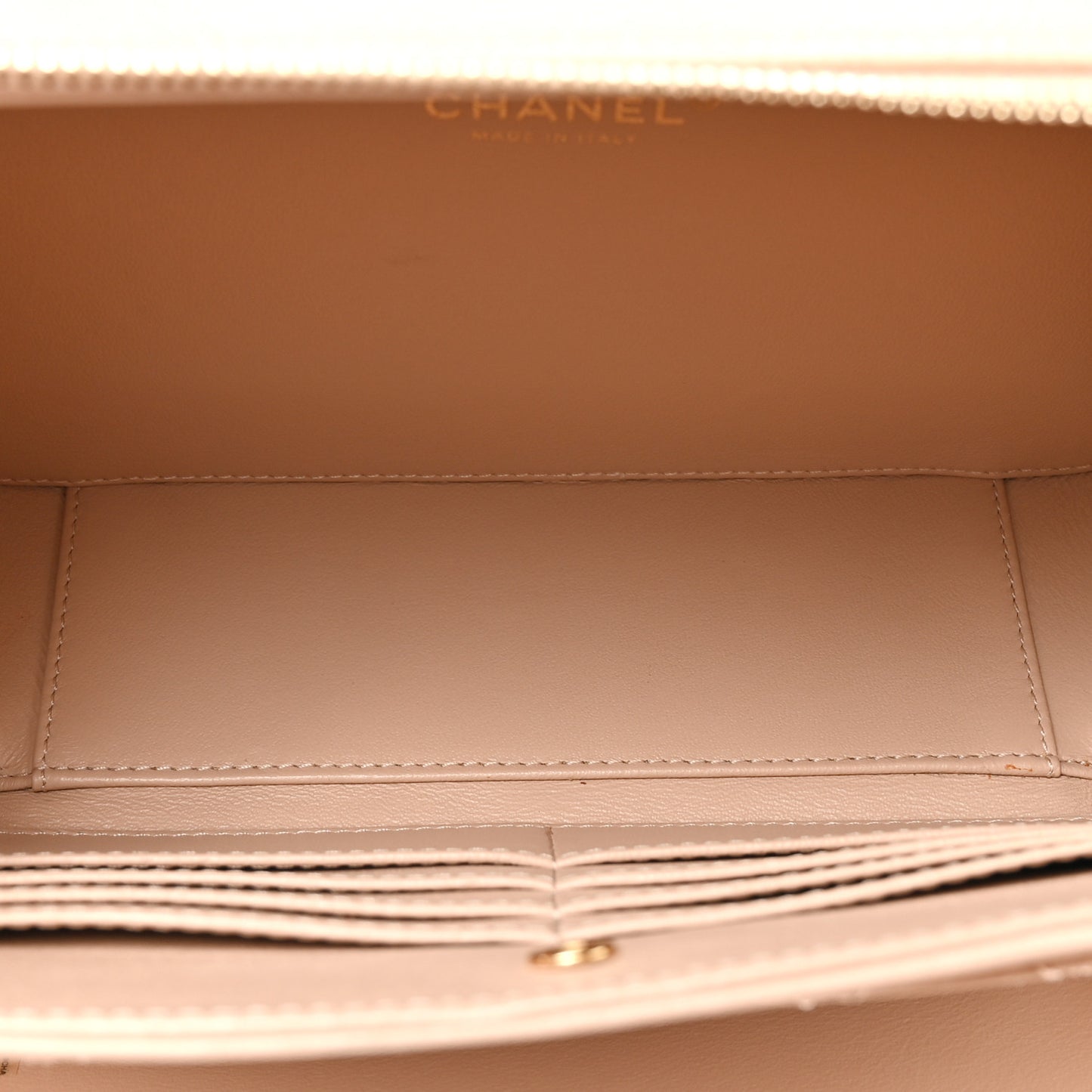 Caviar Quilted Large CC Filigree Vanity Case Beige