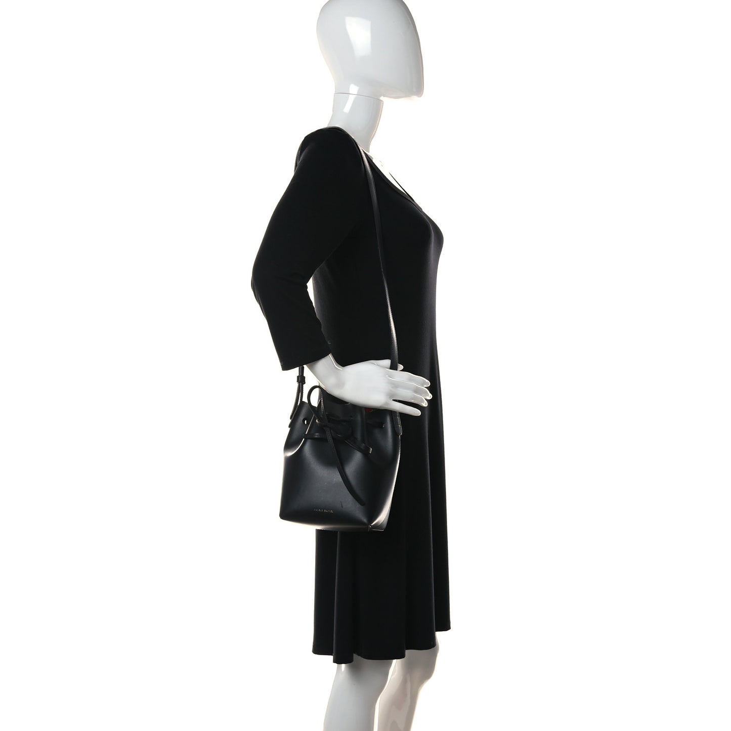 Vegetable Tanned Calfskin Mini Mini Bucket Bag Black Flamma