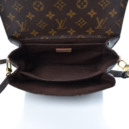 Louis Vuitton Monogram Pochette Metis 5 of 9
