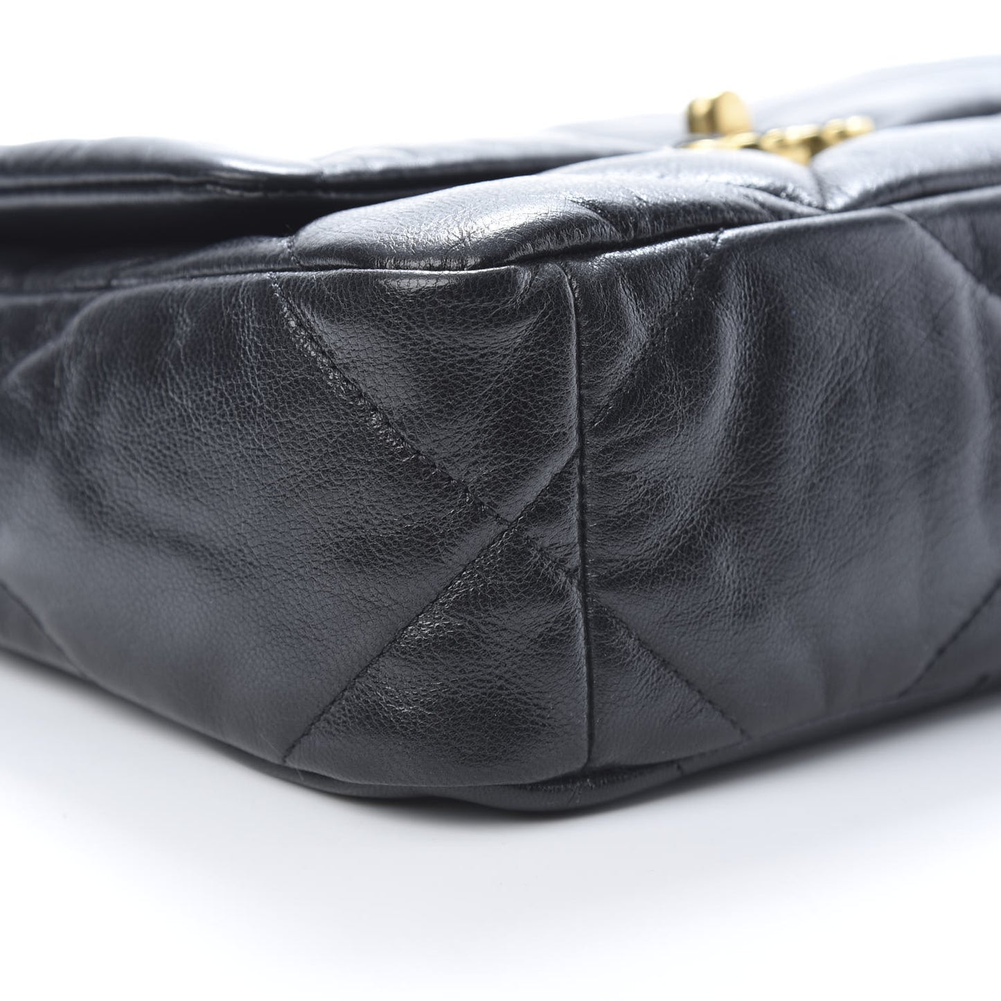 Goatskin Quilted Medium 19 Flap Black