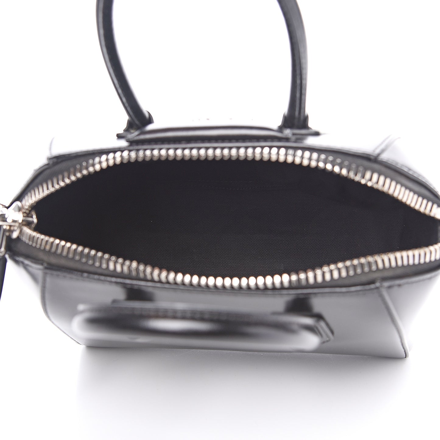Shiny Lord Calfskin Mini Antigona Black