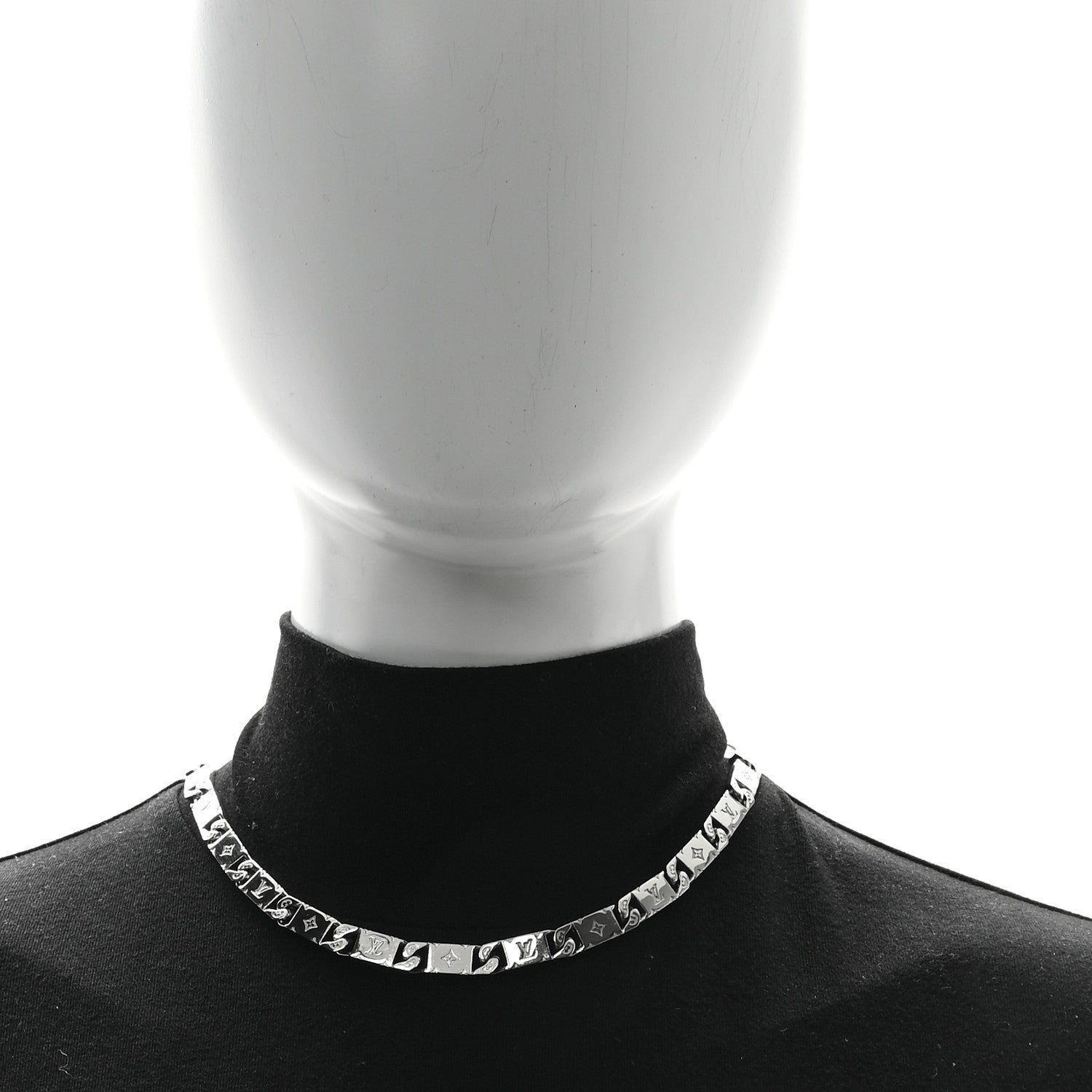 Louis Vuitton Metal Monogram Tied Up Necklace Silver 2 of 5