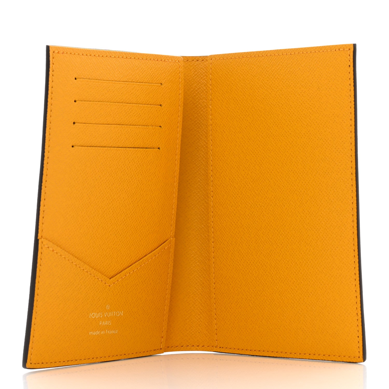 Louis Vuitton Monogram 2022 Christmas Animation New York Soho Passport Cover Yellow 6 of 7