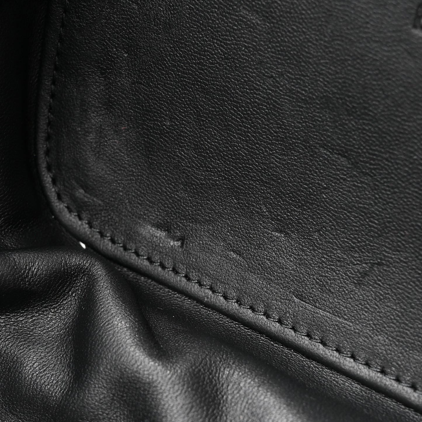 Nappa Intrecciato Knot Clutch Black