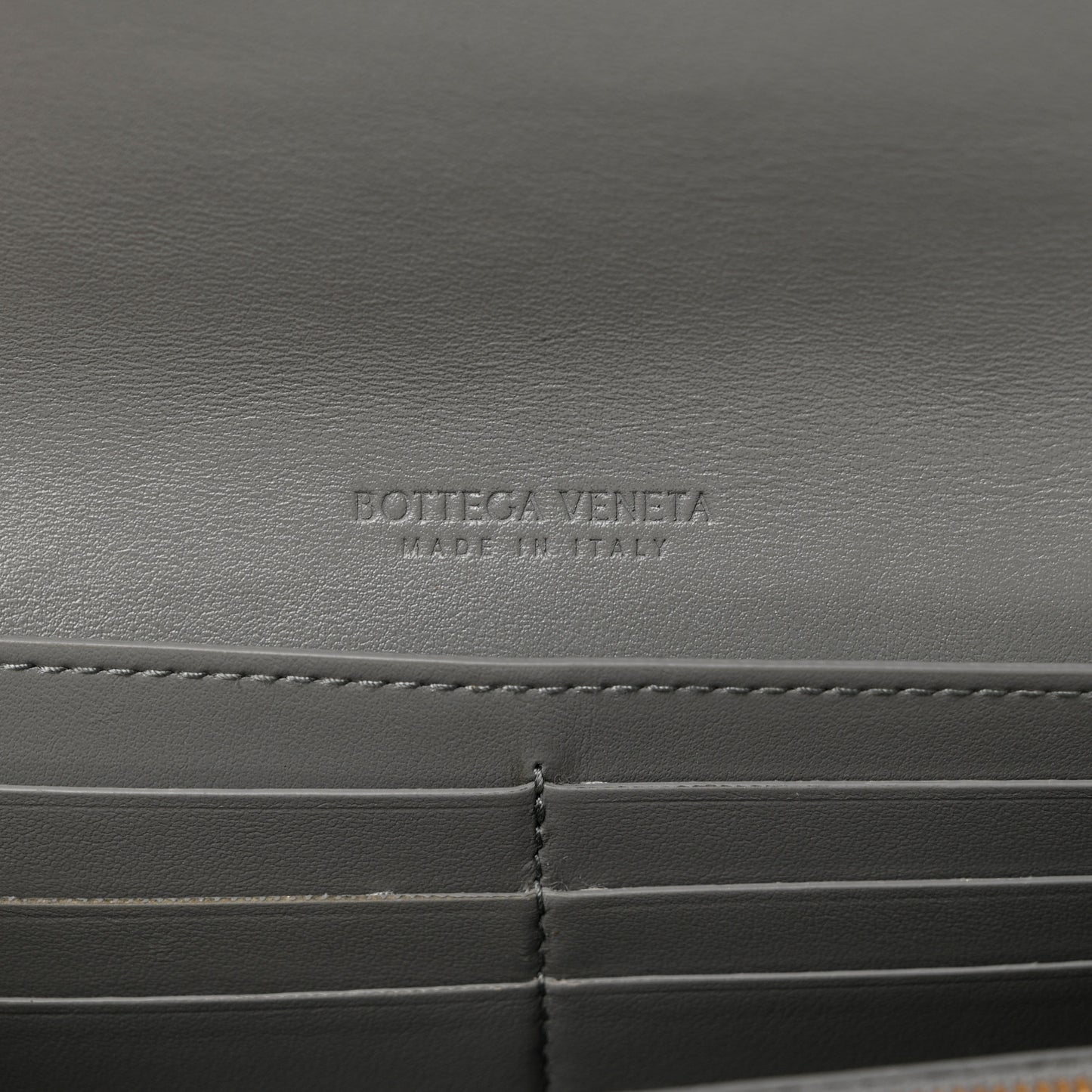 Nappa Intrecciato Flap Wallet Grey