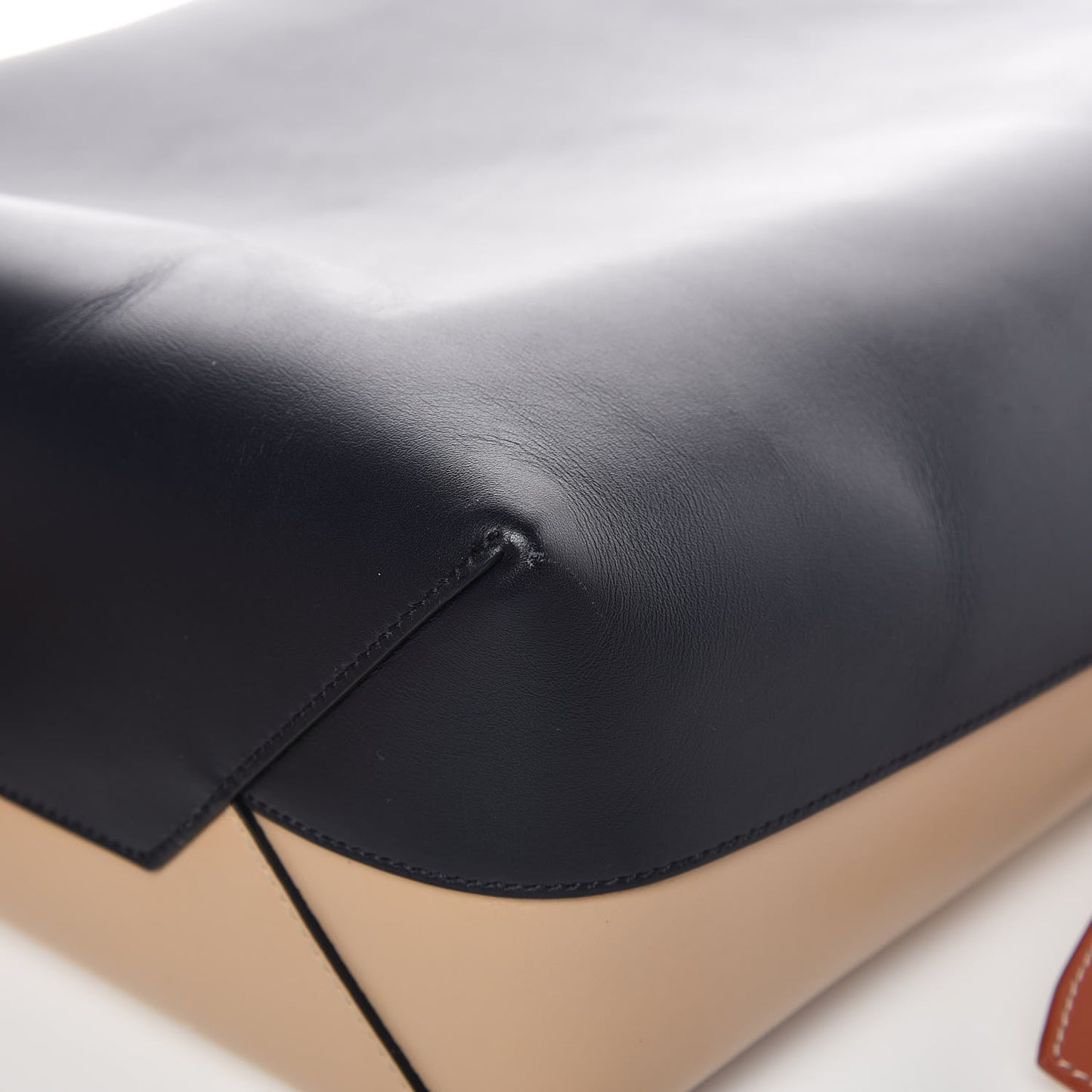 Shiny Smooth Calfskin Small Twisted Cabas Navy Beige