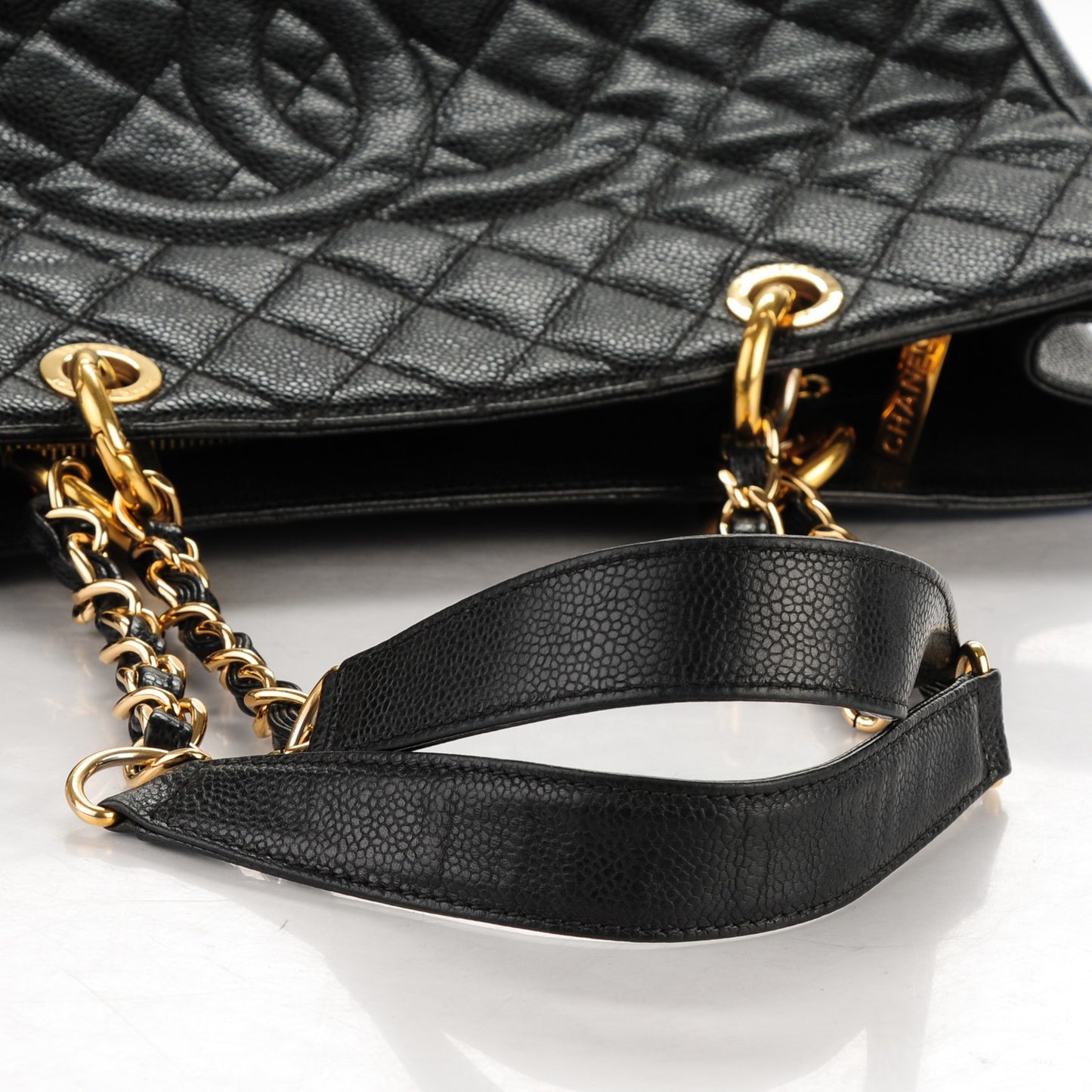 Caviar Quilted Grand Shopping Tote GST Black