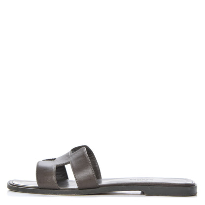 Hermes Goatskin Oran Sandals 38 Gris Galet 1 of 12