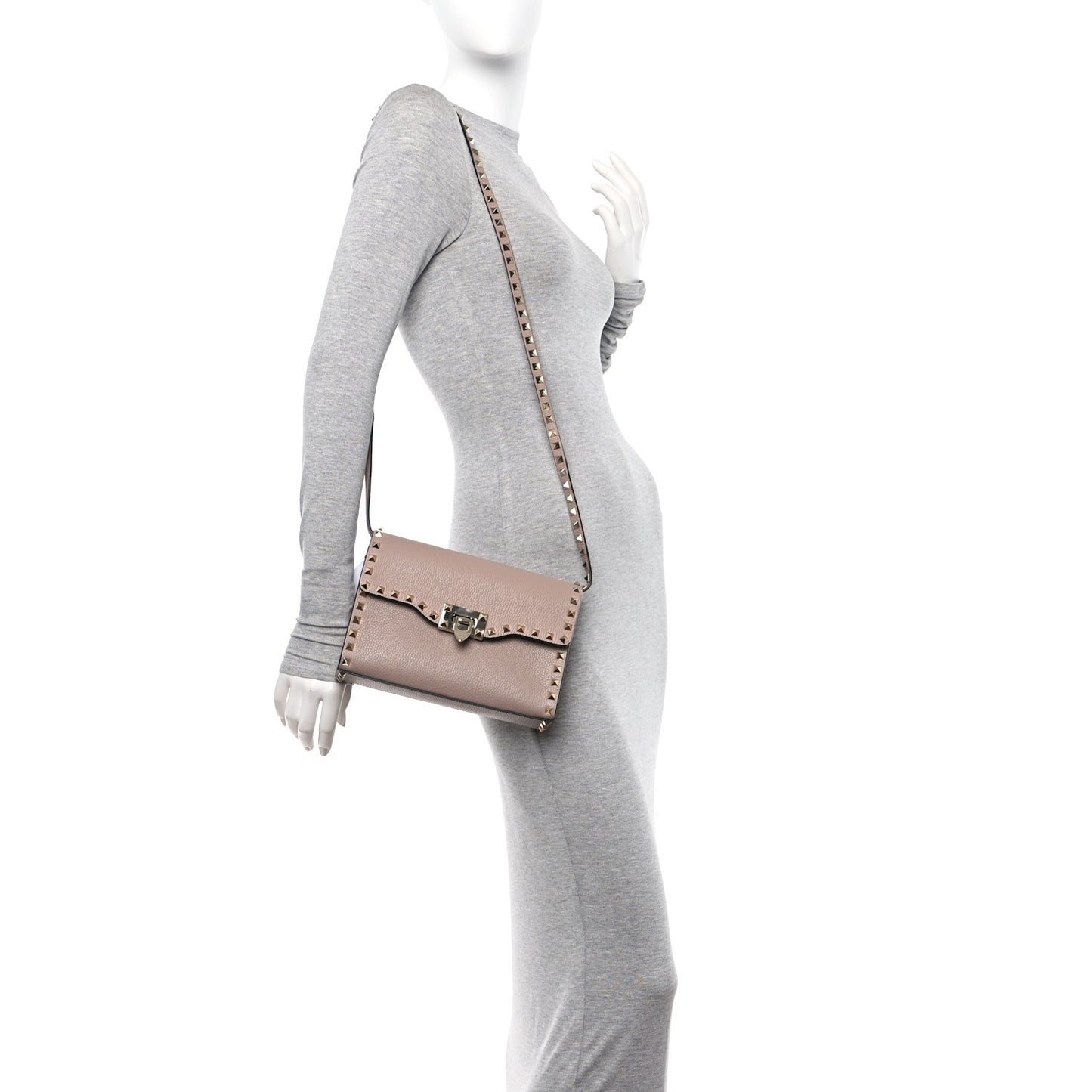 Pebbled Calfskin Medium Rockstud Flip Lock Crossbody Bag Poudre