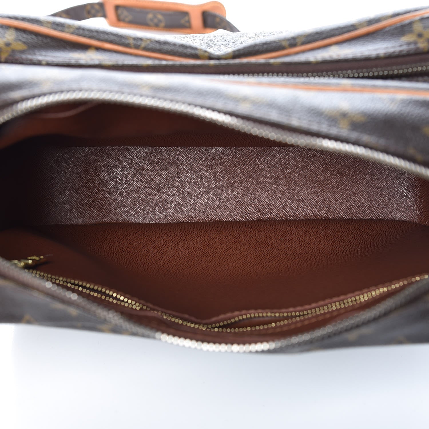 Louis Vuitton Monogram Nil 28 5 of 9