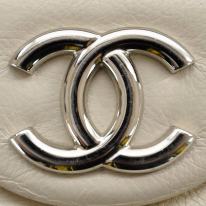 Chanel Leather On The Road XL Flap Ivory 5 of 9