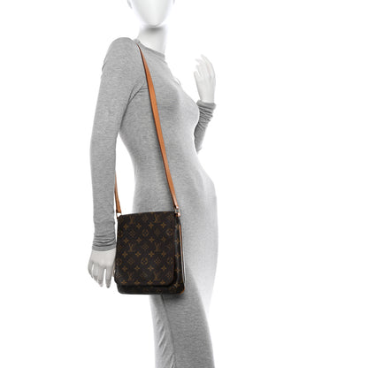 Louis Vuitton Monogram Musette Salsa 2 of 12